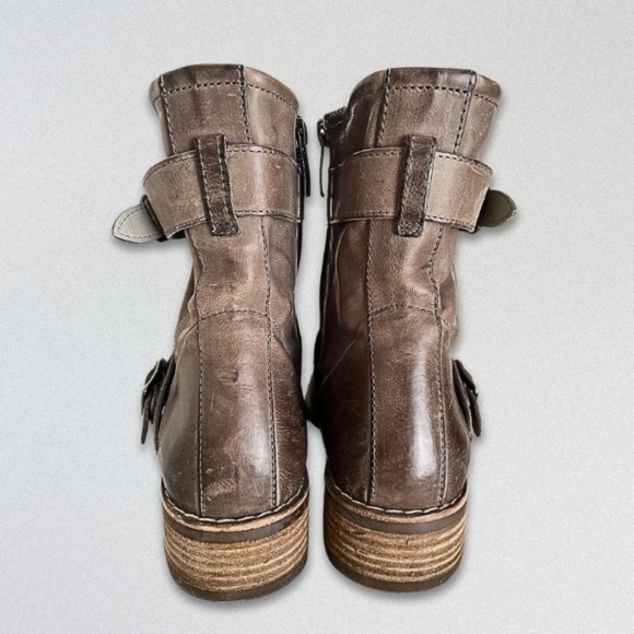 Paul Green Wyatt Leather Moto Ankle Boots Side Buckles Elongated Toe Brown W 38 - Picture 2 of 11